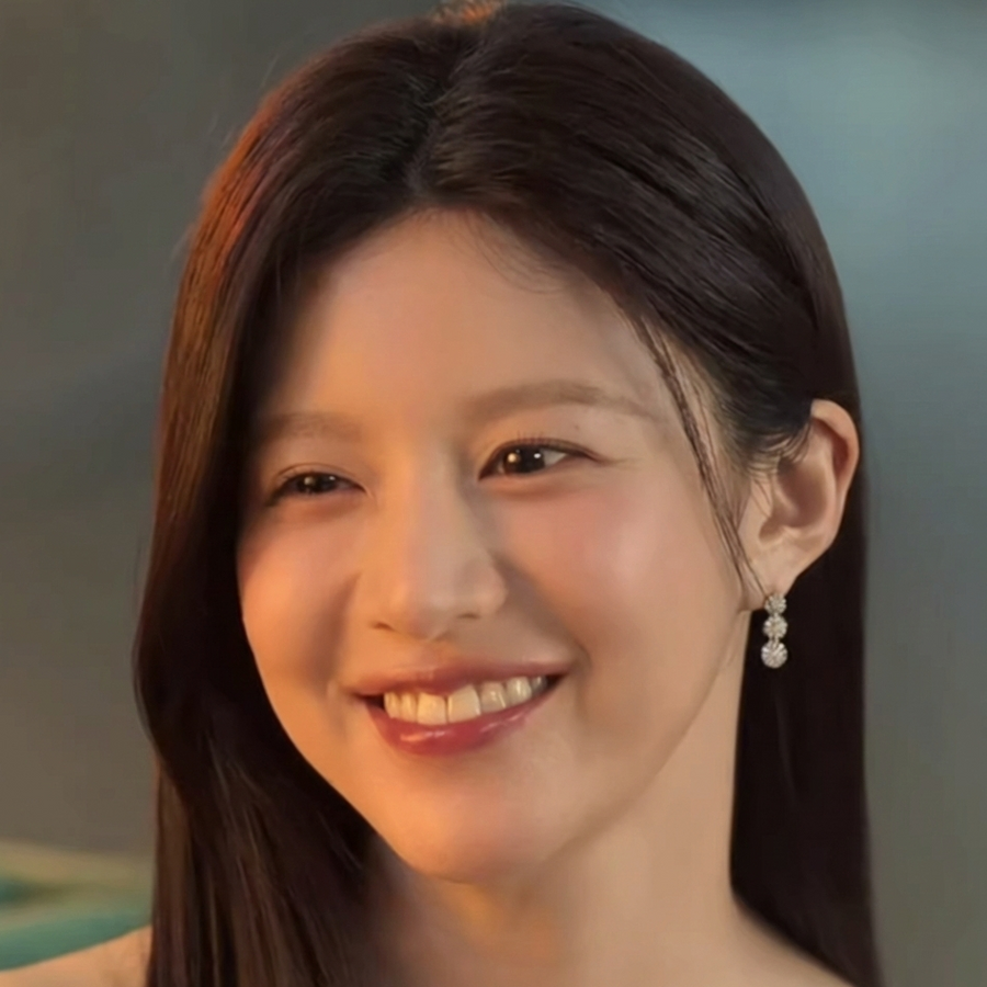 Go Youn‑jung Earrings From Can This Love Be Translated floral cluster triple-tier drop earrings