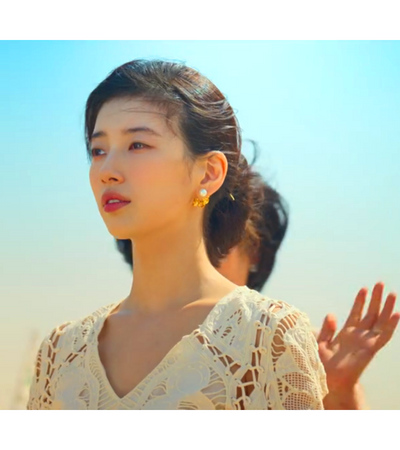 Genie, Make A Wish Ga-Young (Bae Suzy) Gold Abstract Earrings with Pearl