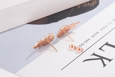 The King: Eternal Monarch Jung Eun-chae Rose Gold Feather Earrings