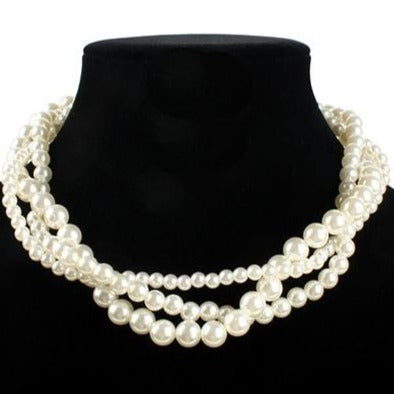Stacked Elegant Pearl Necklace from Penthouse Kim So-yeon