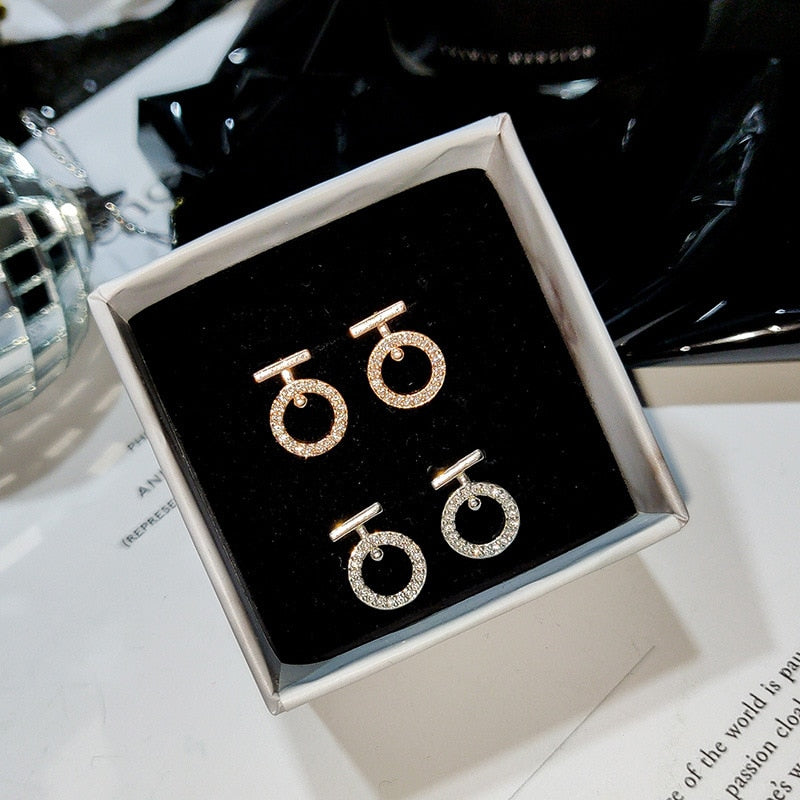 Minimalistische Kreis-Ohrringe Was ist falsch an Sekretärin Kim, gesehen an Park Min-Young