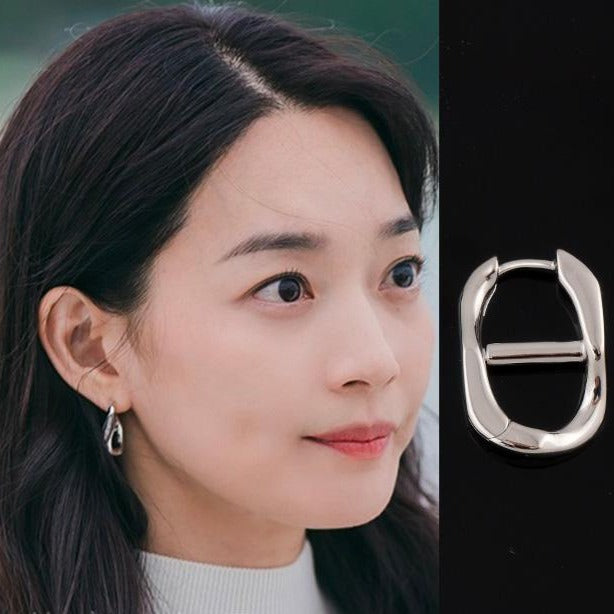 Von der Heimatstadt Cha Cha Cha inspirierte Ohrringe von Shin Min Ah