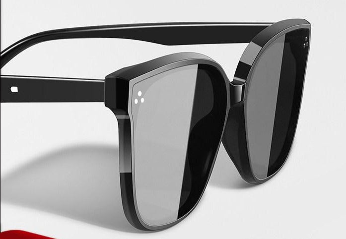 Oversize Sunglasses Inspired By Son Ye-Jin From Crash Landing On You