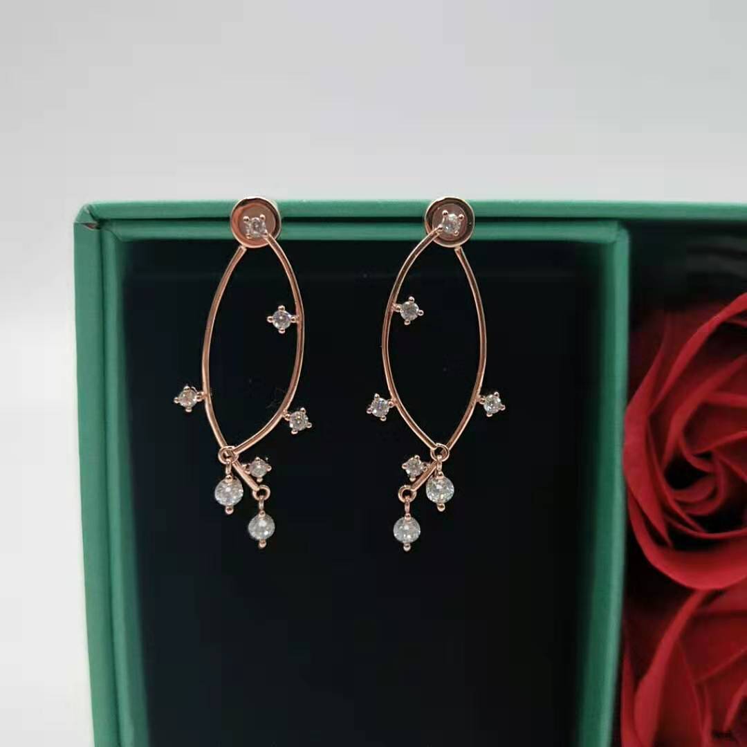 Kdrama-Schmuck von Touch Your Heart Yoo In Na asymmetrische Ohrringe