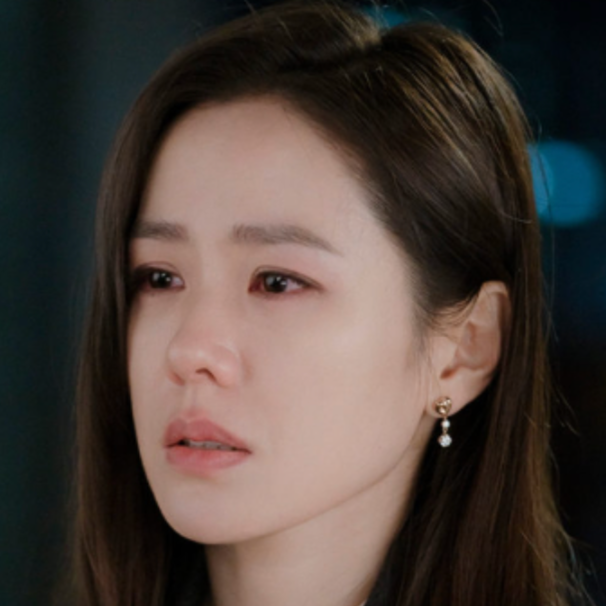 Son Ye-Jin Heart Earrings as seen on Crash Landing On You