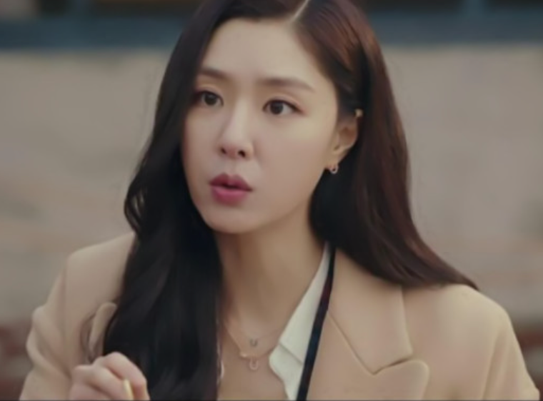 Crash Landing on You Horse Shoe Earrings | 925 Sterling Silver |  Seo Ji Hye