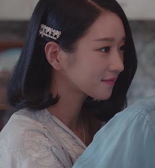 2 piece set, hair pin as seen on Ko Mun-Young It's Okay To Not Be Okay