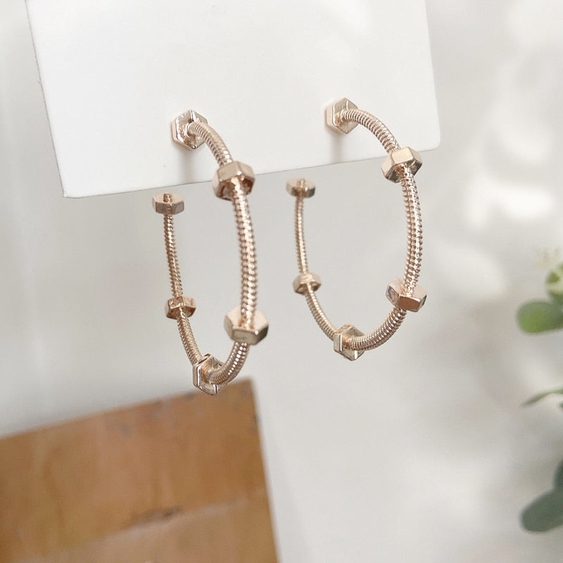 Korean drama, It's Okay to Not Be Okay, Seo Yea Ji Inspired Hoop Earrings Hardware Design