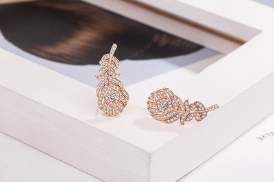 The King: Eternal Monarch Jung Eun-chae Rose Gold Feather Earrings