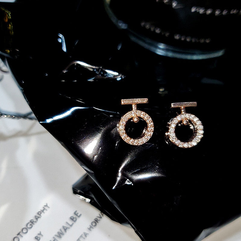 Minimalistische Kreis-Ohrringe Was ist falsch an Sekretärin Kim, gesehen an Park Min-Young