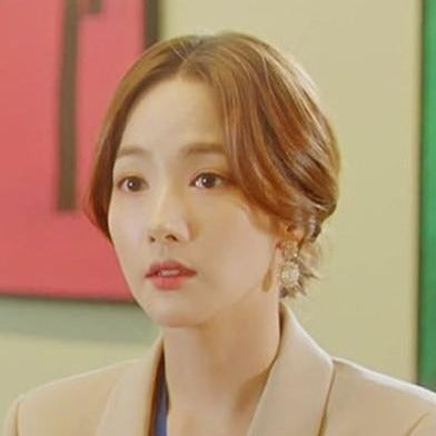 Kdrama Earrings inspired by Her Private Life as seen on Rachel Park Min-Young | Clear Square Gem Drop Earrings