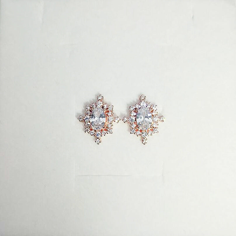 Korean Jewelry Cluster Earrings As seen on Rachel Park in the Kdrama series Her Private Life