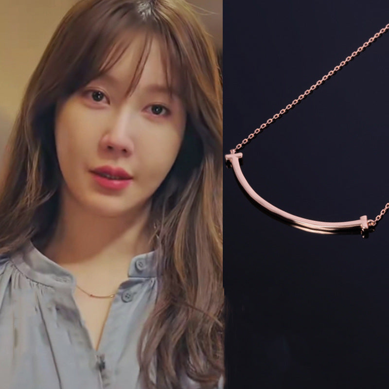 Kdrama Penthouse Shim Su-ryeon (Lee Ji-ah) Inspired Smile Titanium Necklace in Rose Gold