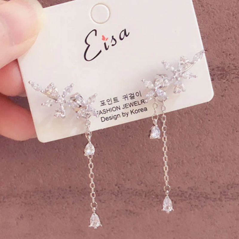 Kdrama Earrings inspired from What's wrong with secretary kim, seen on Park Min-Young