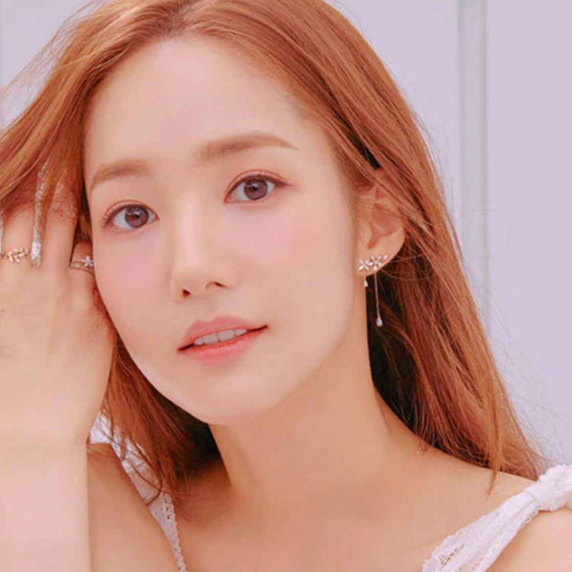 Kdrama Earrings inspired from What's wrong with secretary kim, seen on Park Min-Young
