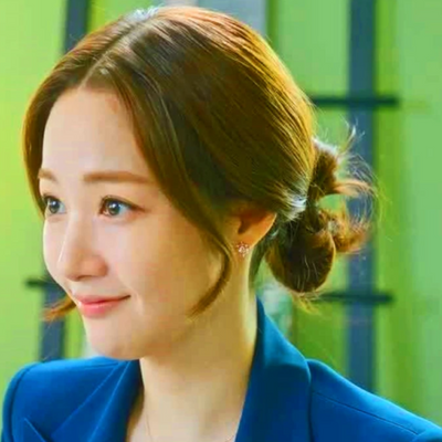 Korean Jewelry Cluster Earrings As seen on Rachel Park in the Kdrama series Her Private Life